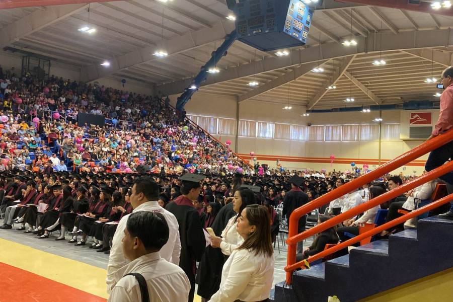 graduación CBTis 236 en Victoria