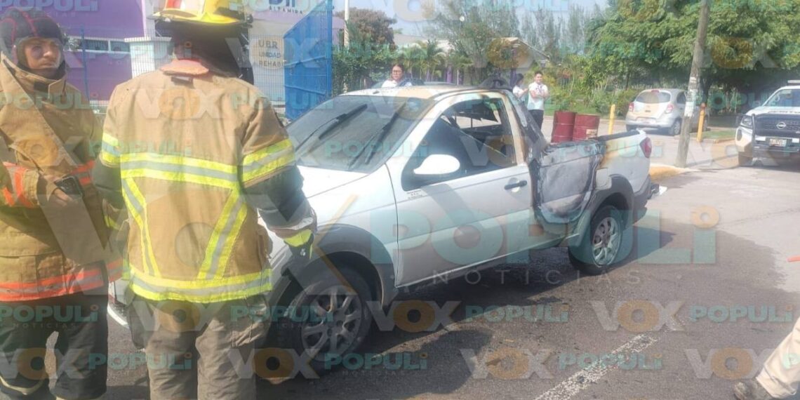 incendio de camioneta en altamira