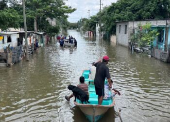 inundaciones en calles de Tampico