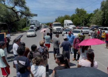protesta en carretera Victoria Monterrey