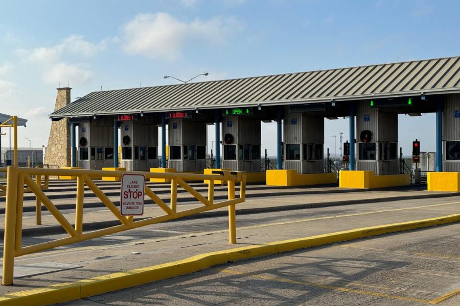 puente de comercio mundial nuevo laredo