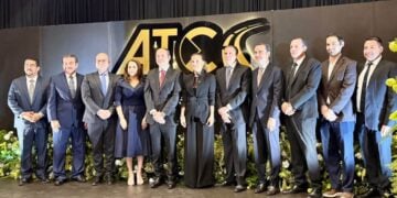 transportistas de carga en Nuevo Laredo