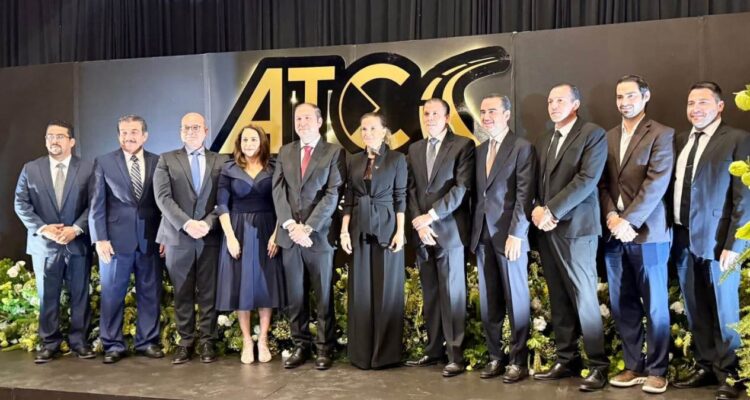 transportistas de carga en Nuevo Laredo