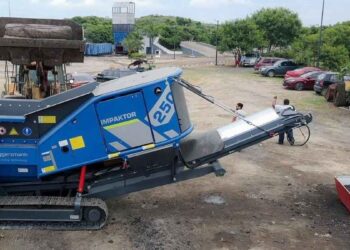 Tampico triturar llantas usadas