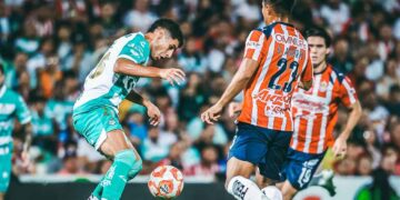 Santos Laguna derrota a Chivas en la jornada 4 del Apertura 2025 de la Liga MX