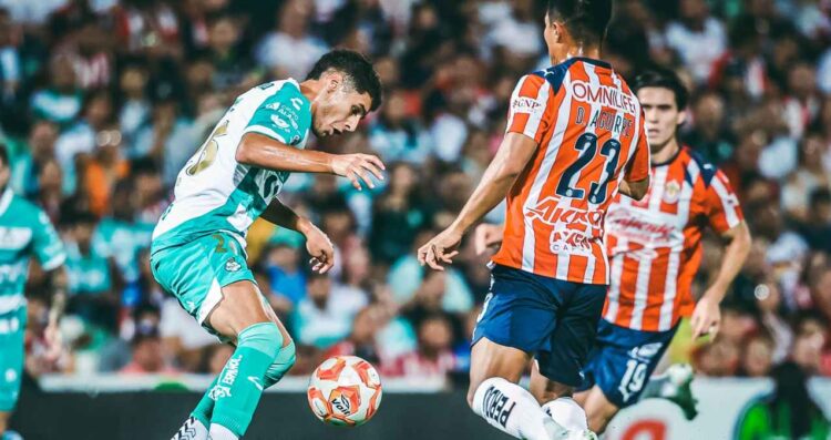 Santos Laguna derrota a Chivas en la jornada 4 del Apertura 2025 de la Liga MX