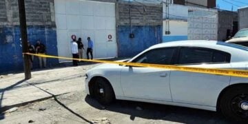 Autoridades irrumpen en bodega de Guadalupe tras robo de un tráiler cargado con maquinaria