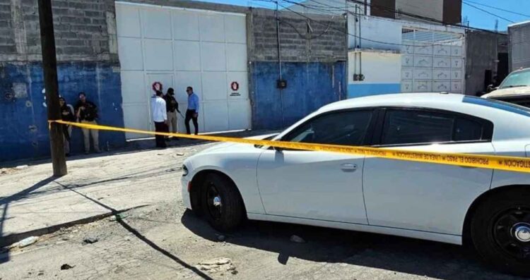 Autoridades irrumpen en bodega de Guadalupe tras robo de un tráiler cargado con maquinaria