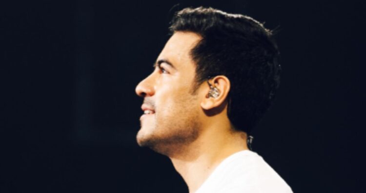 Carlos Rivera emociona con adelanto de su nueva canción