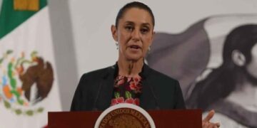 Claudia Sheinbaum compara a Alejandro Moreno con porros que operaban en la UNAM tras agresión a Fernández Noroña