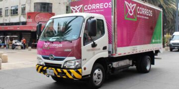 Correos de México suspenderá envíos postales y de paquetería a Estados Unidos ante tarifas impuestas por Trump