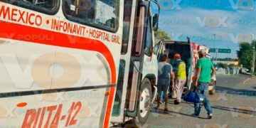 microbús golpeada Ciudad Victoria