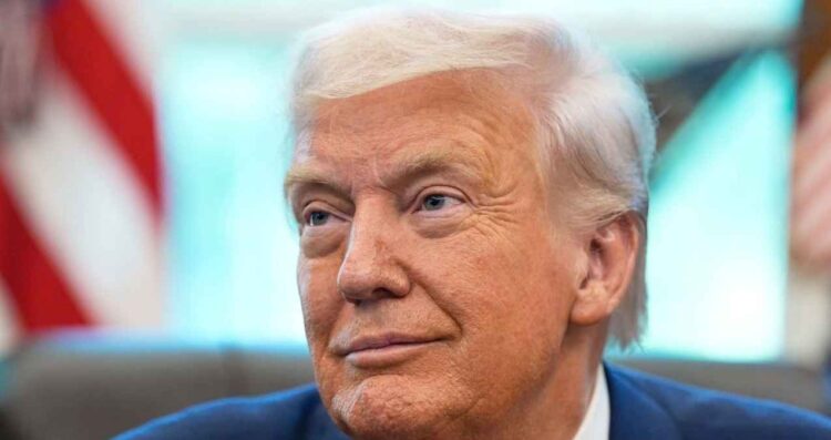 Donald Trump asegura que México y Canadá cumplen lo que les dice Estados Unidos