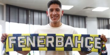 Edson Álvarez inicia nueva etapa en Turquía con Fenerbahçe
