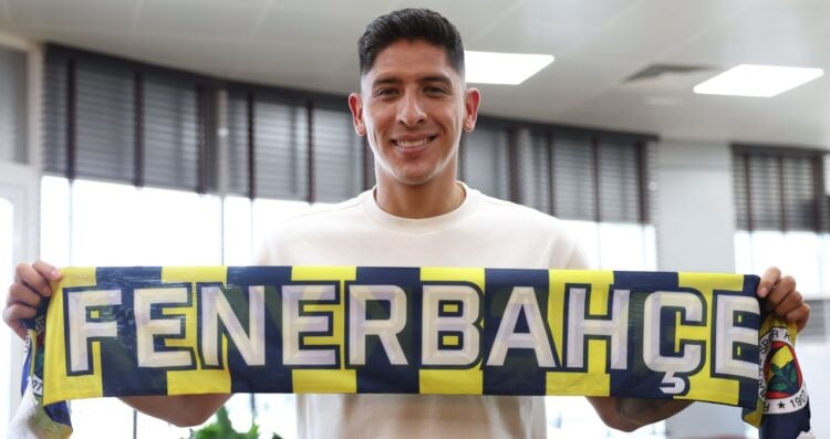 Edson Álvarez inicia nueva etapa en Turquía con Fenerbahçe