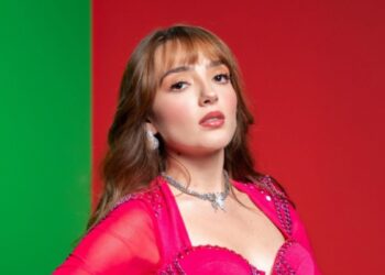 Elaine Haro se muestra avergonzada por 'noche de cine' en La Casa de los Famosos México
