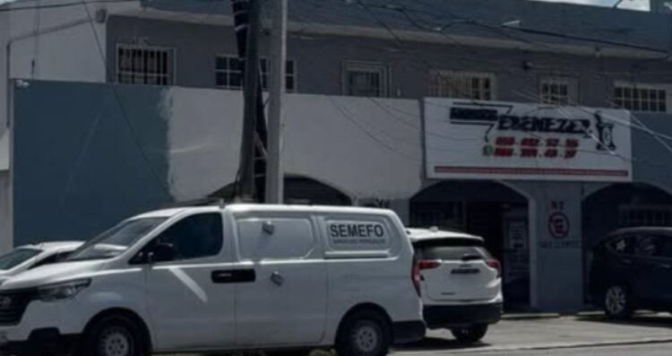 Encuentran a hombre sin vida frente a farmacia en Matamoros, Tamaulipas