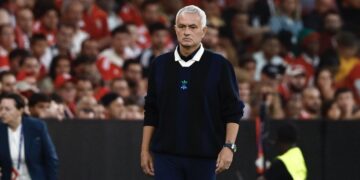 Fenerbahçe despide a José Mourinho tras no clasificar a la Champions League