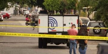 Fiscalía de Jalisco asegura taller mecánico presuntamente relacionado con el asesinato de una familia