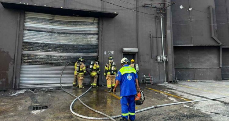 Fuerte incendio en San Nicolás