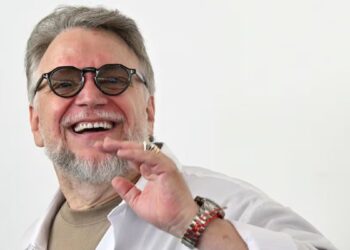 Guillermo del Toro transforma Frankenstein en un drama íntimo y poderoso