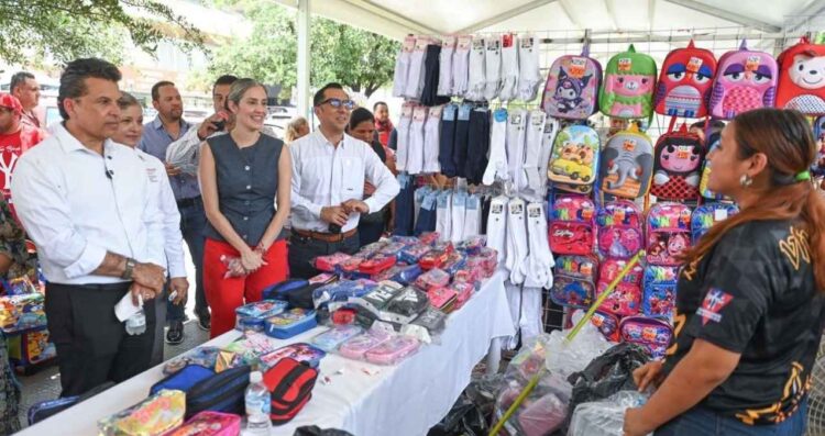 Feria de Regreso a Clases Victoria