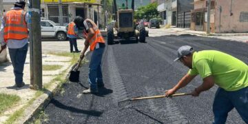 Intensifica Gobierno bacheo en colonias de Ciudad Victoria, Tamaulipas