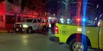 Monterrey: Masculino es rociado con gasolina y después le prenden fuego