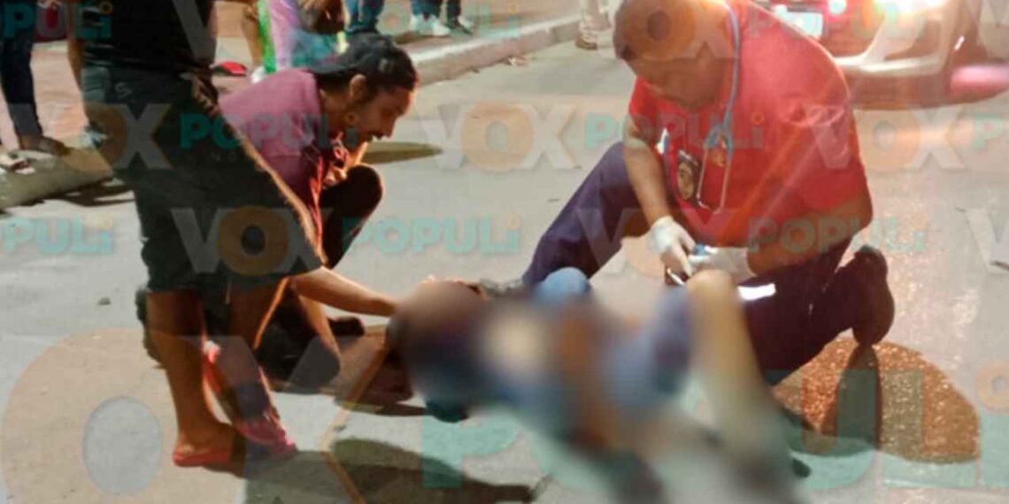 Motoneta es embestida Madero