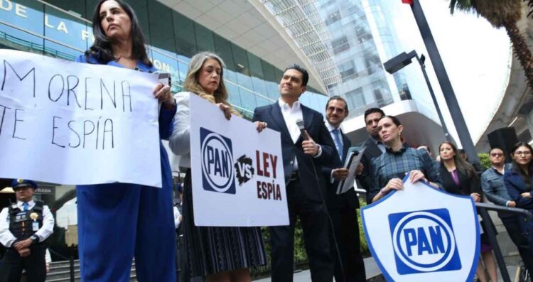 PAN amparo "Ley Espía"