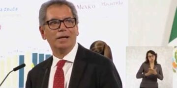 Prevén reducir un 26% la deuda de Pemex para el 2030: Secretario de Hacienda, Edgar Amador Zamora