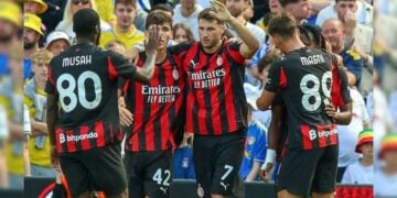 Santiago Giménez transferencia