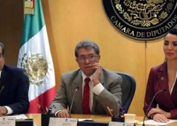 en pausa Mesa Directiva