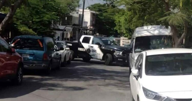 Sujetos atan a familia para robar pertenencias de su domicilio en Monterrey, Nuevo León