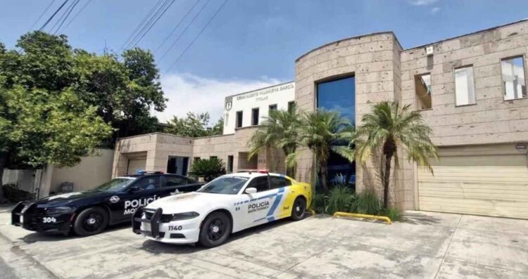 Asaltan una notaría pública en Monterrey, NL