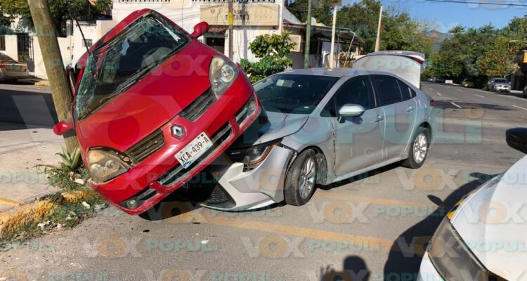 accidente vial hoy en centro de Victoria