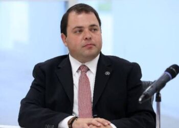 Carlos Morris renuncia PRI