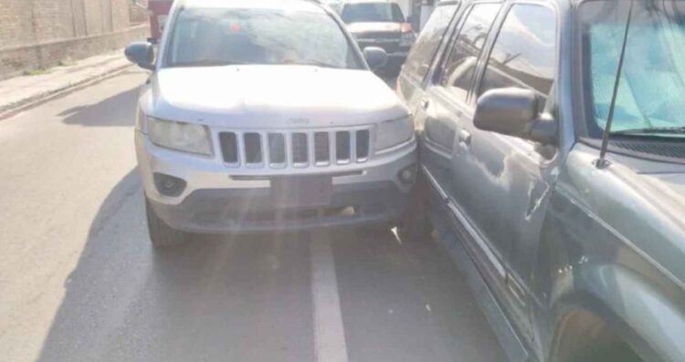 choca camioneta Nuevo Laredo