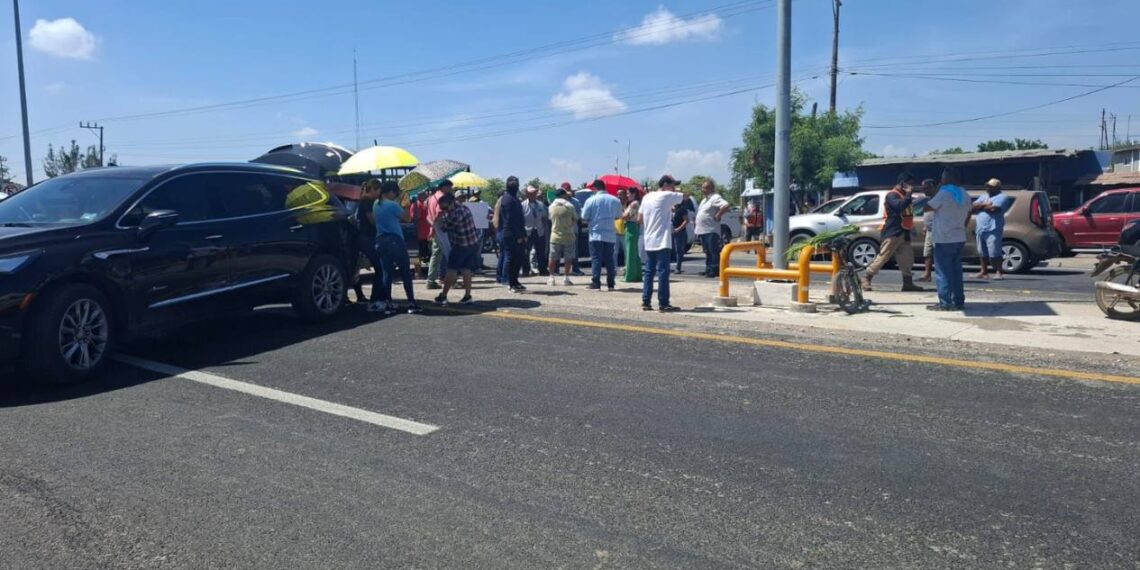 cierran carretera Tampico Mante