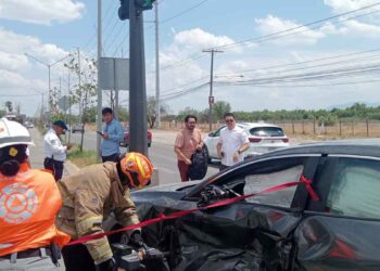 _fuerte choque en Apodaca