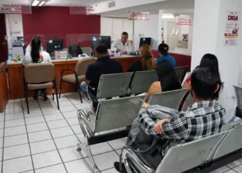oficina de pasaportes en Nuevo Laredo