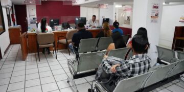 oficina de pasaportes en Nuevo Laredo
