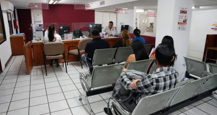 oficina de pasaportes en Nuevo Laredo