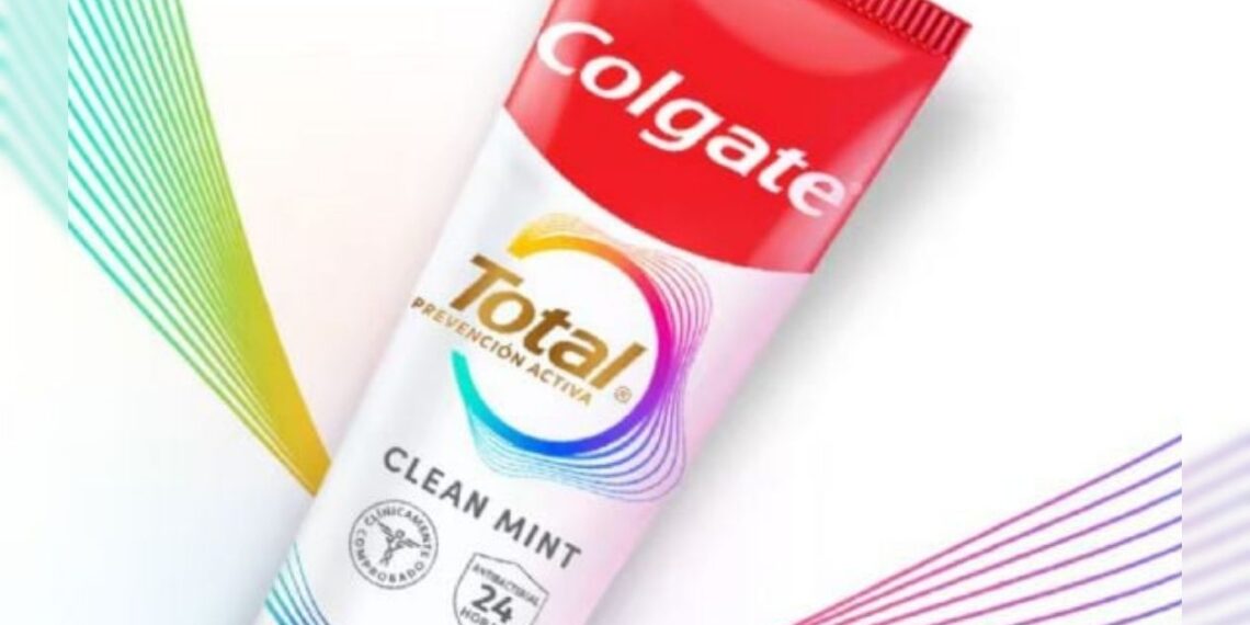 retiro Colgate Total Clean Mint