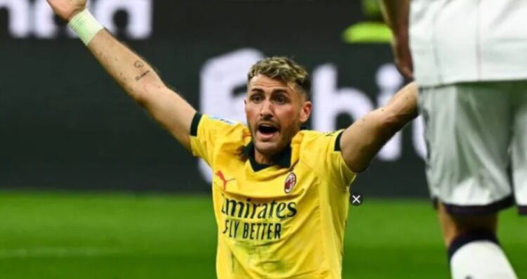 AC Milan avanza en Serie A Santiago Giménez destaca, pero aún sin goles