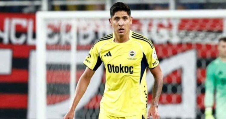 Afición critica a Edson Álvarez tras debut con Fenerbahce en Turquía