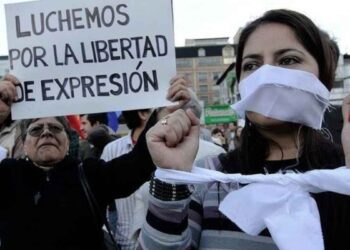 Alerta: Ley de inteligencia pone en riesgo labor de periodistas en México