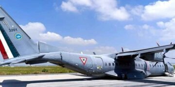 Avión de la Fuerza Aérea aterriza de emergencia