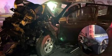 Camioneta se impacta contra camión de cervezas en Monterrey, NL; hay 3 personas heridas