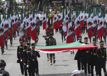 Claudia Sheinbaum concluye el Desfile Militar en el Zócalo; así se vivió el evento